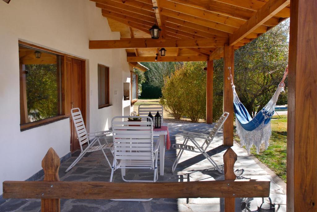 Cabanas Am Bach Villa General Belgrano Rum bild