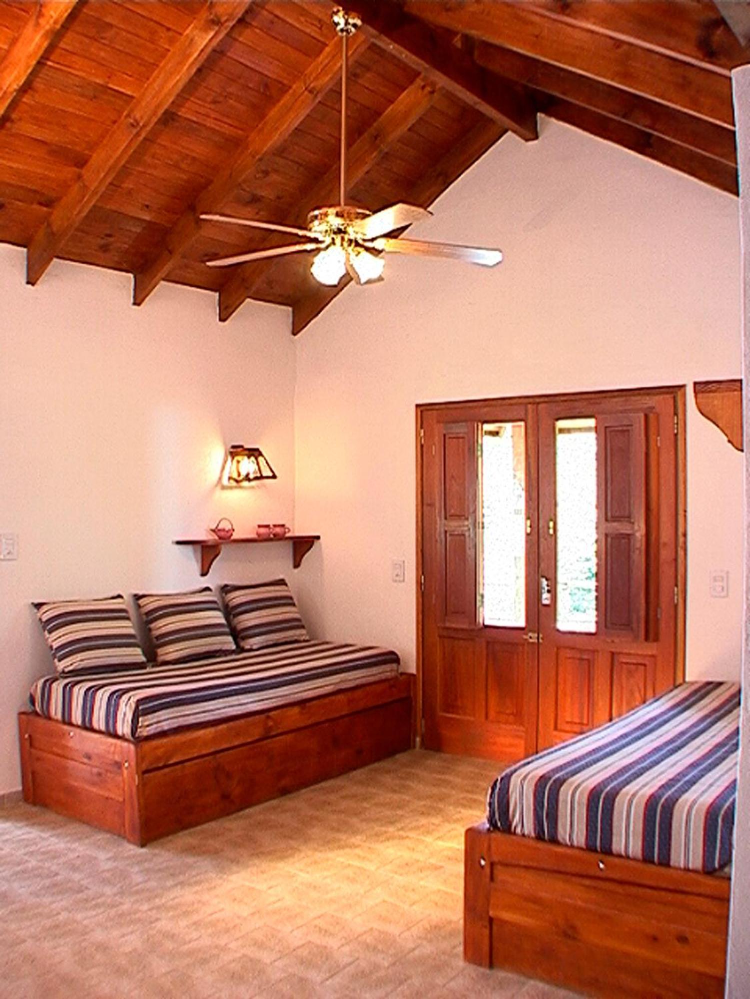 Cabanas Am Bach Villa General Belgrano Rum bild