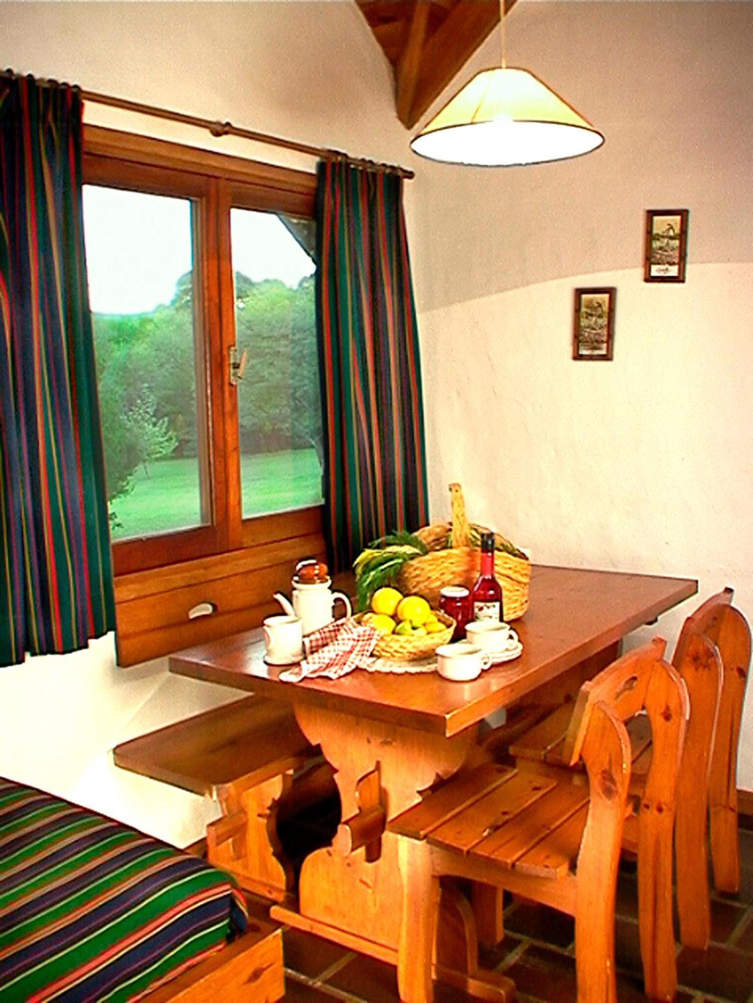 Cabanas Am Bach Villa General Belgrano Rum bild